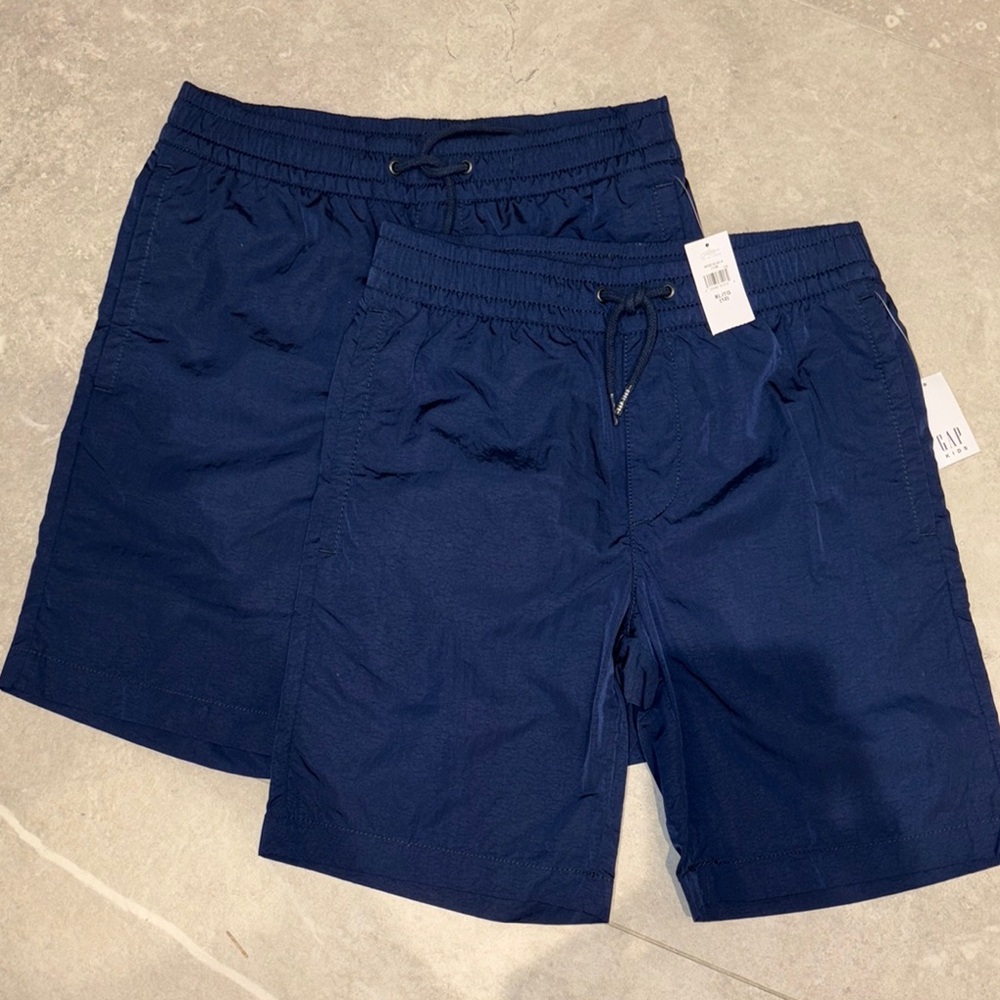 GAP Boy’s Navy Blue Drawstring Shorts made of nylon